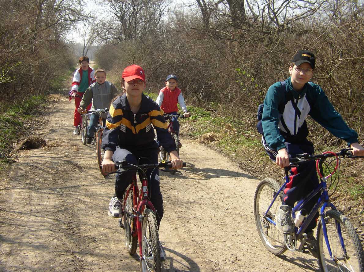 010.Opekačka pri Ondave - 16.4.2003_tn