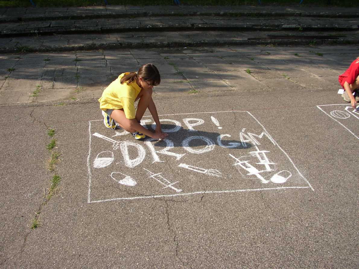 008.Maľujeme proti drogám - 25.6.2003_tn