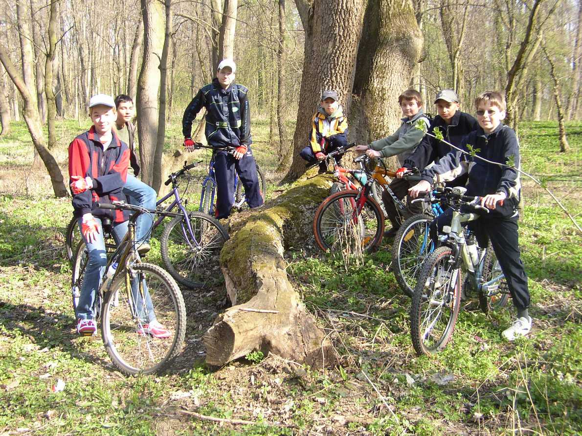 003.Prvá jarná vychádzka - 3.4.2004_tn